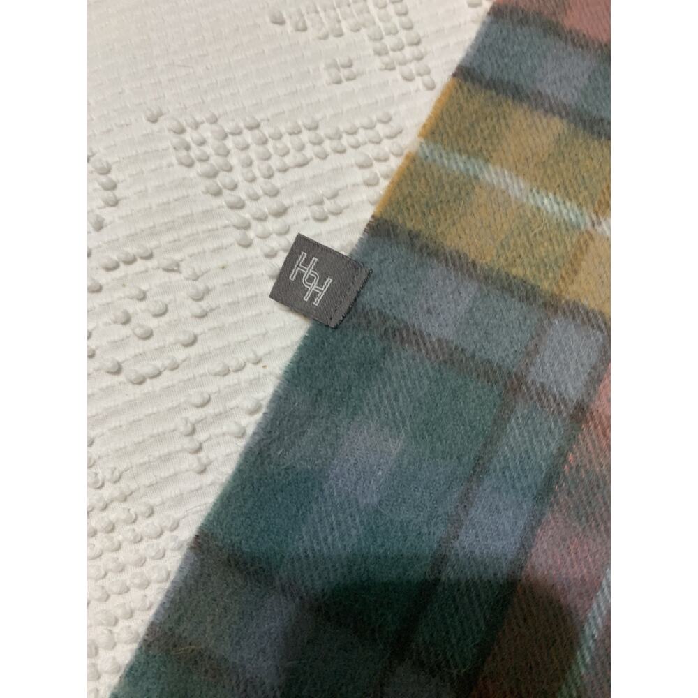 House of Hogarth Multicolor Plaid 100% lambswool Fringed Scarf Old Money Preppy - Picture 4 of 6